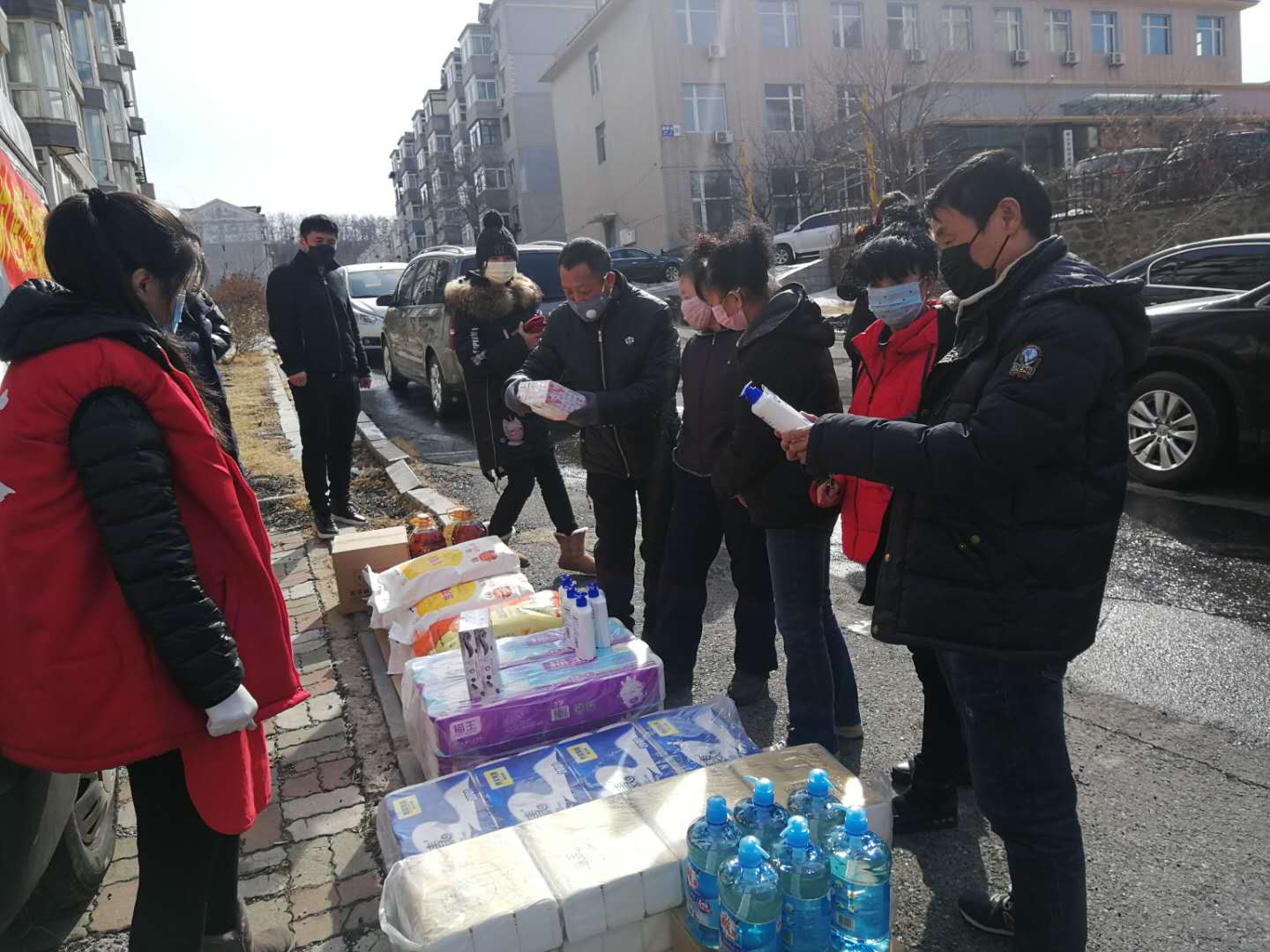 铁东:“四个服务”装满百姓的“菜篮米袋”