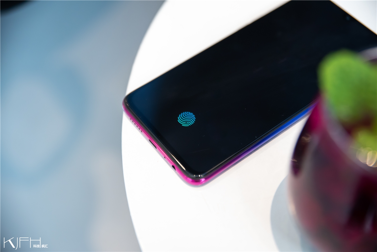 OPPOK1评测:高颜值且硬件强劲,被贴“爆款”标签是有原因的