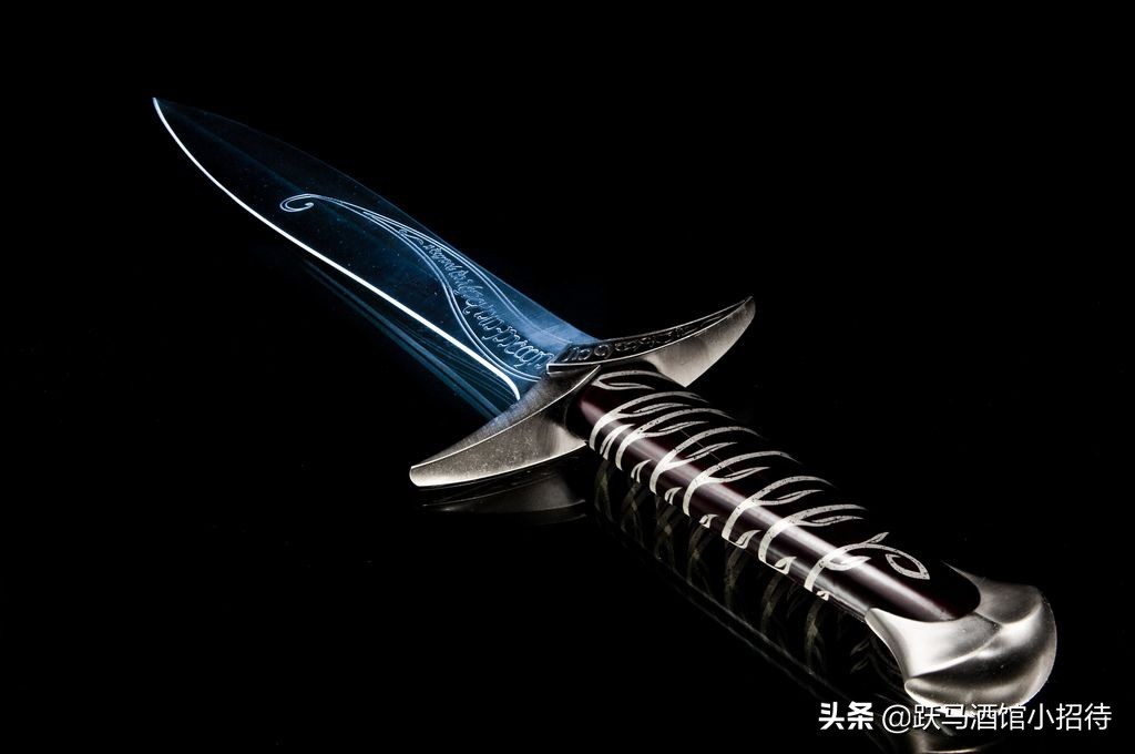 指环王系列故事大概内容,指环王讲的什么故事