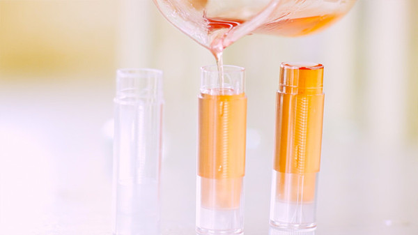 用完的口红管自制口红,用完的口红制作唇膏