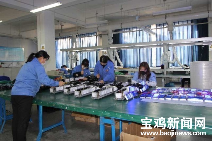 疫情防控不松劲守护平安不停歇,疫情防控不松懈春耕生产不松劲