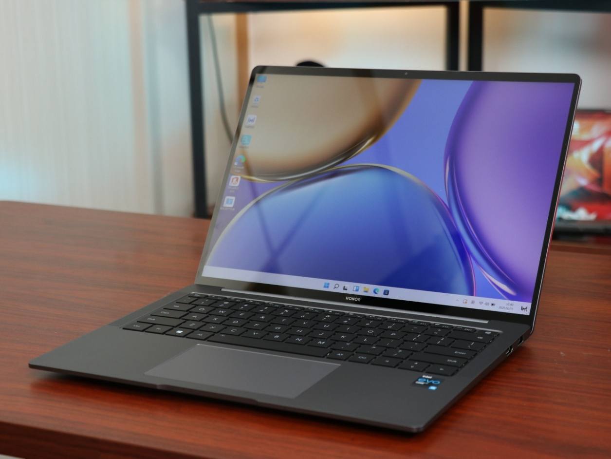 荣耀magicbookv14如何,荣耀magicbookv14和matebook14s