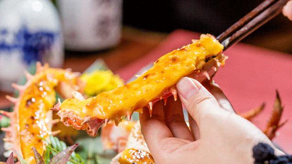 闺蜜小聚一起吃日本料理发朋友圈,日本料理同学小聚