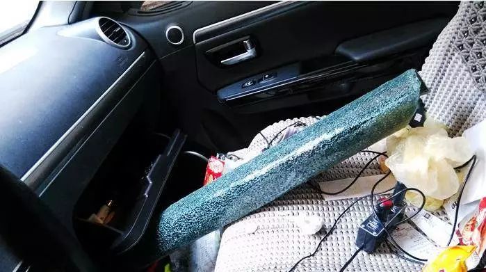 他一人一车环游五大洲，遭连环抢劫，却看见最美的风景