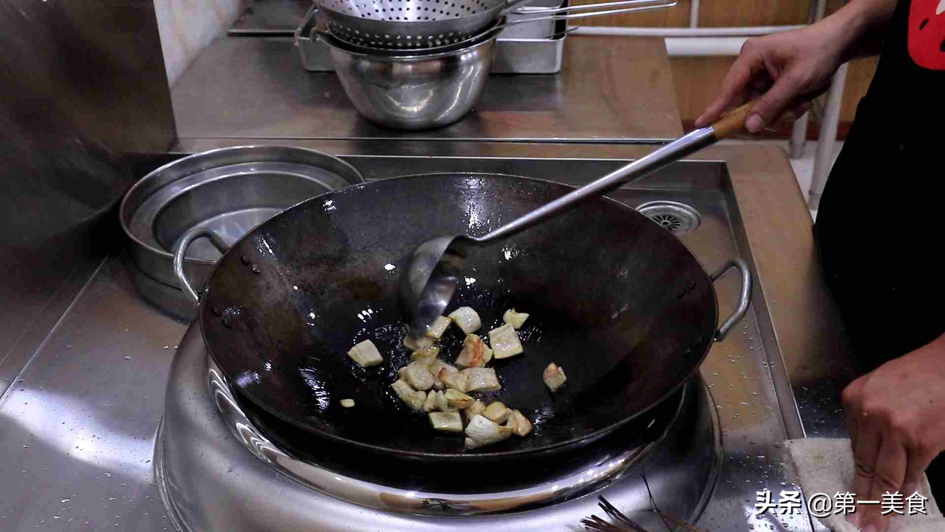 大师教你炸酱家常做法,黑色的炸酱酱汁怎么做