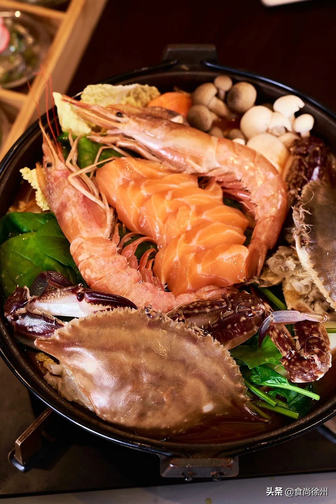 徐州张柏芝一秒到日本?其实正在吃日料,和服免费穿,过足cos瘾