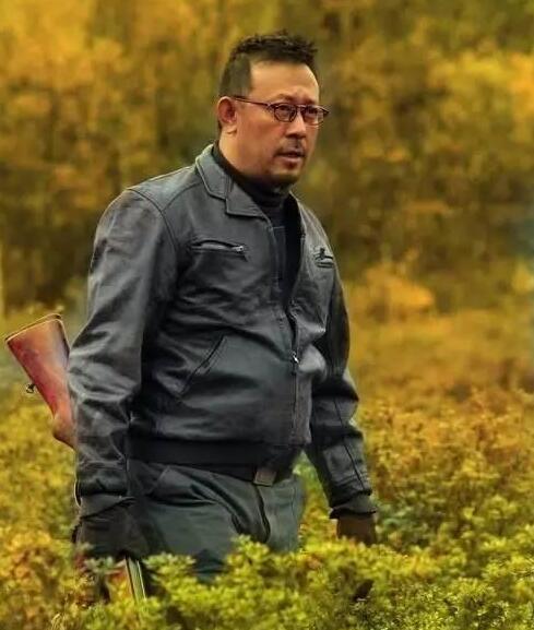 国际大牌皮衣品牌 (国外知名皮衣品牌)