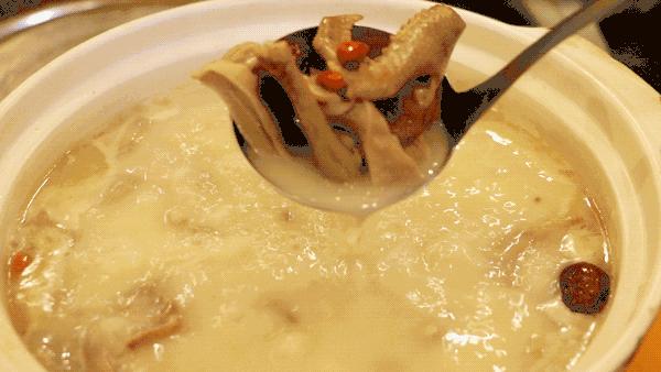 还没想好国庆去哪?自驾2.5小时,在秋日里泡温泉吃美食