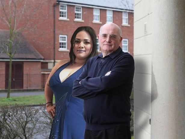 美国59岁单身汉网上寻爱，却被*子骗**用劣质P图骗走260多万