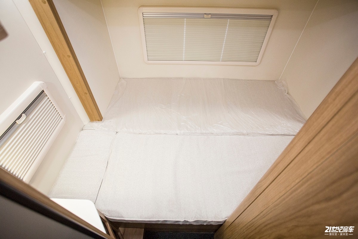 了解上汽大通maxusv90最新动态,上汽大通maxusv902023款2.0t短轴低顶