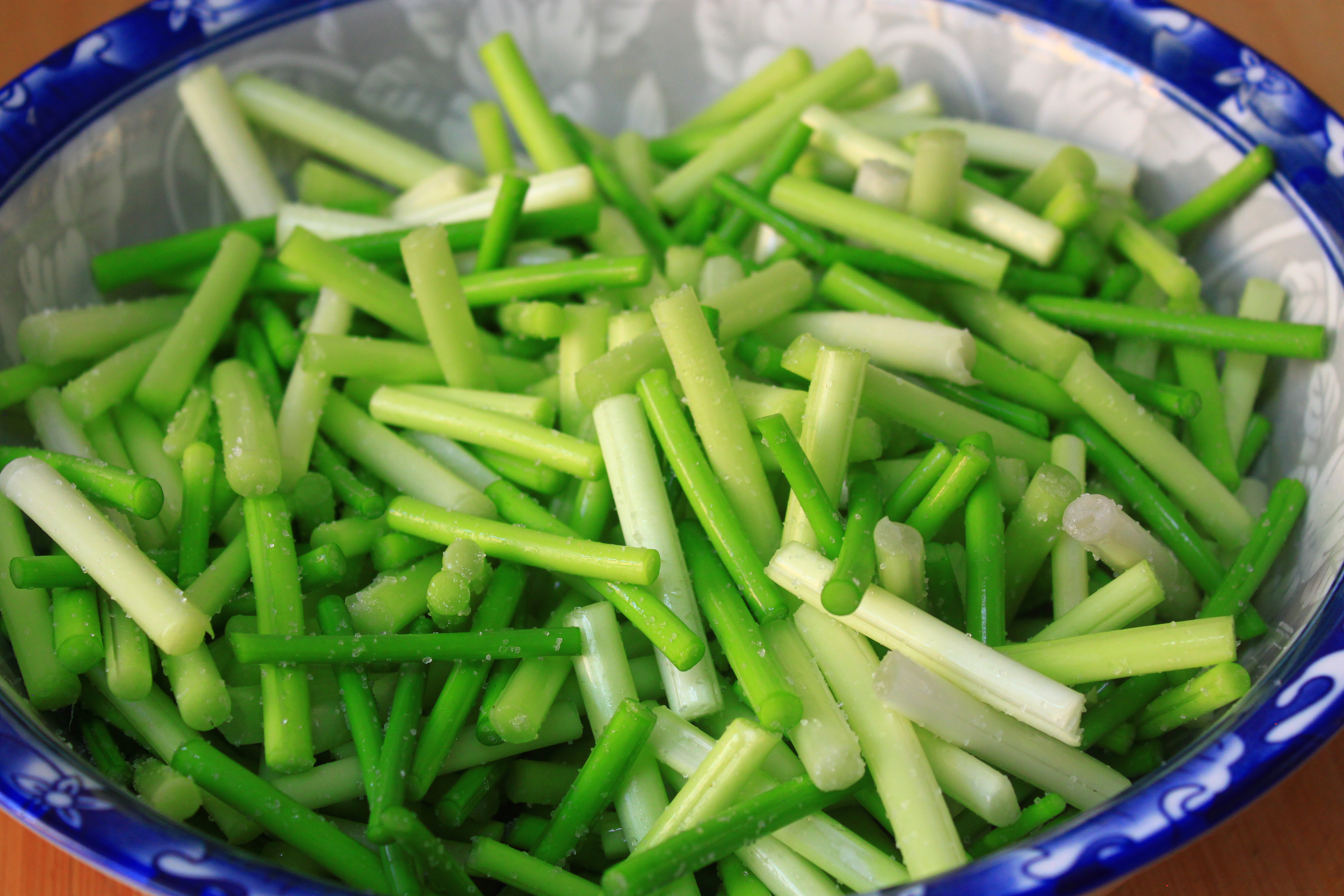 二次感染来袭，建议中老年人：少吃猪肉羊肉，多吃5样，助力恢复