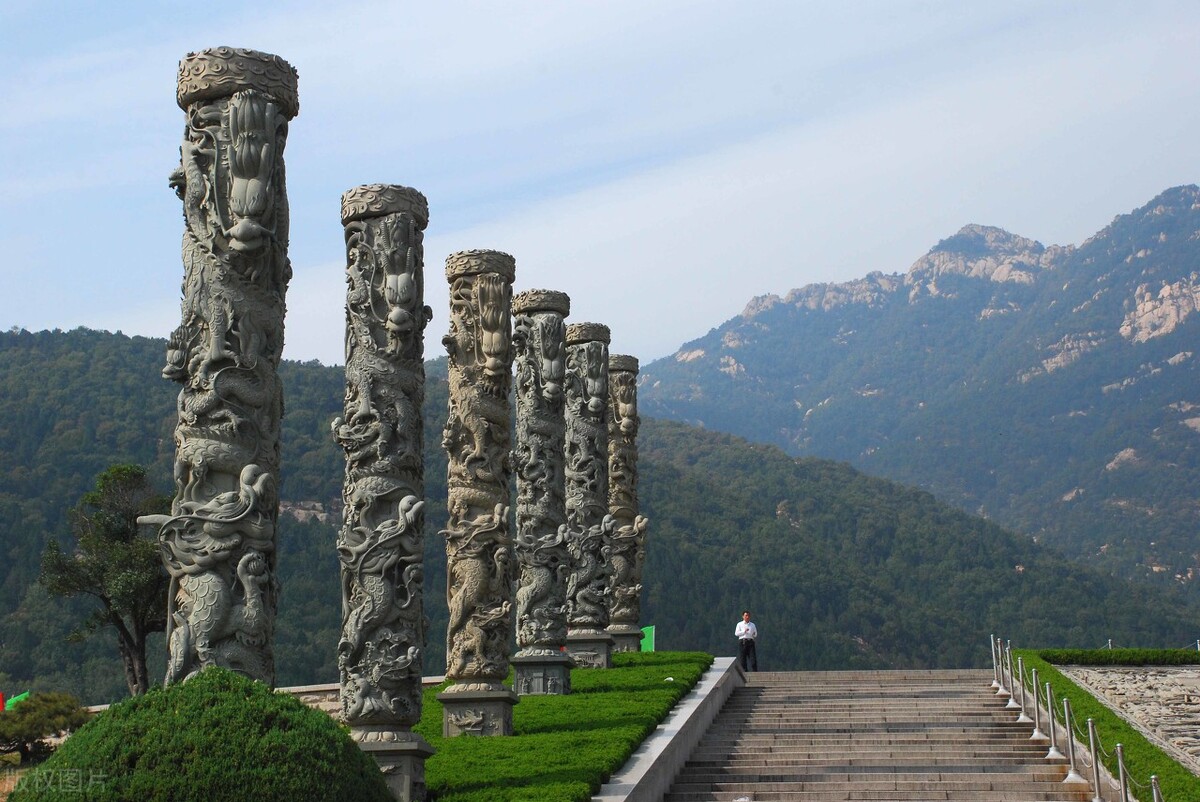 登上泰山极顶看日出,泰山极顶完整版