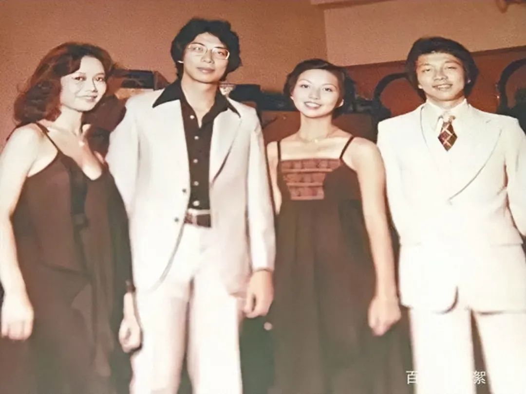 穿三百万皮草的香江富贵花,前半生让人羡慕,后半生却惨遭唾骂?