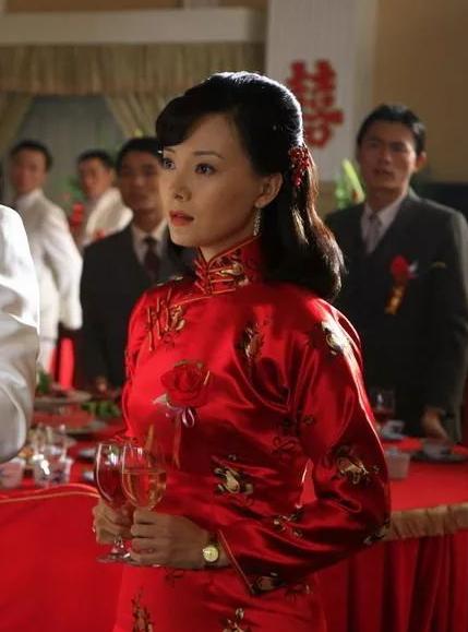 旗袍女皇陈数现状,旗袍女王陈数晒最新美照