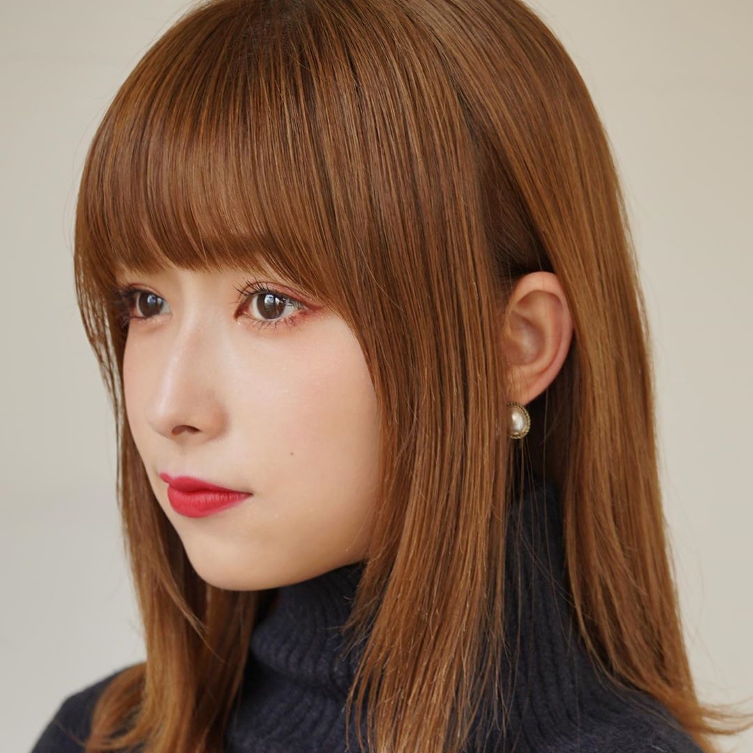 2020最火发型卷发侧颜刘海,2020年流行的日系发型图片
