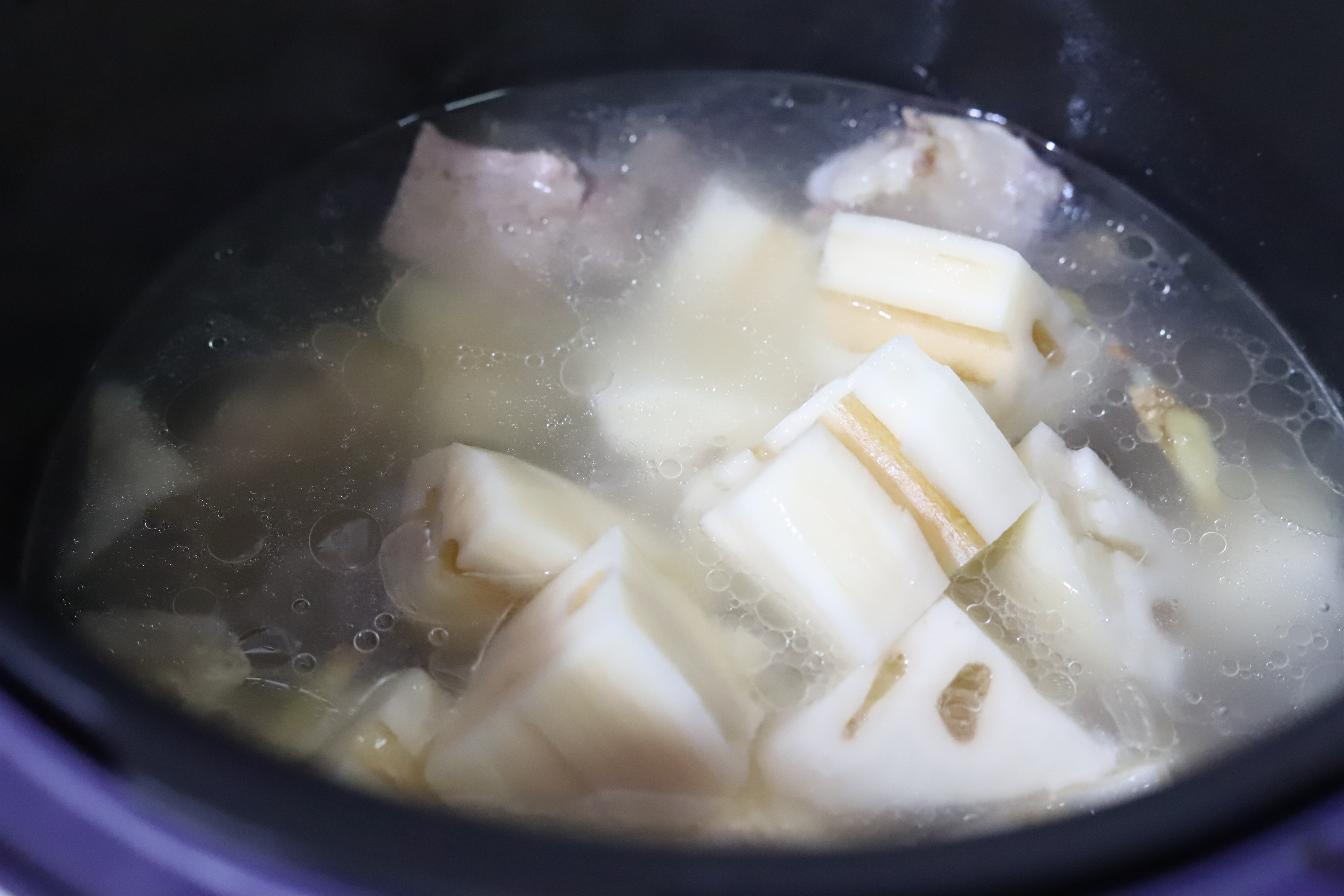 秋天多喝这个汤，宁心安神，香糯可口，营养美味不上火