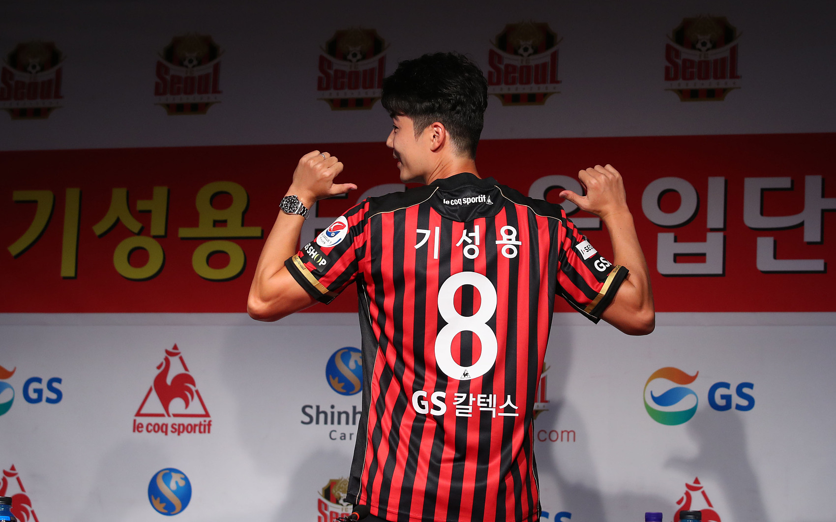 韩国体坛乱套！国足前队长深陷“性*力暴**”风波，爆料方：证据确凿