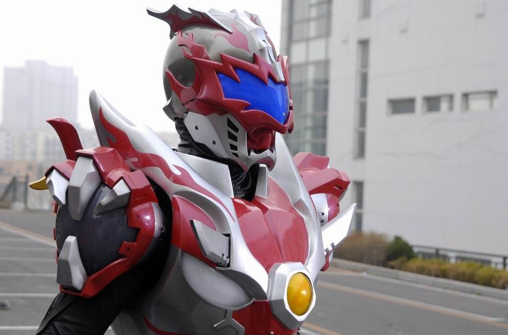 铠甲勇士炎龙和黑犀哪个厉害,铠甲勇士炎龙铠甲最好看的几集