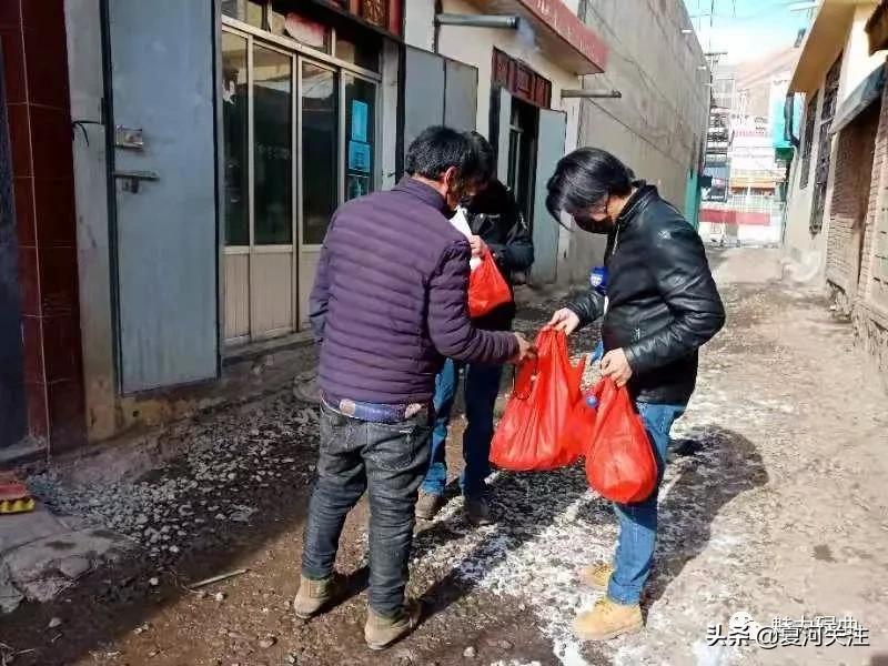 党员变身采购员关爱服务送上门 (党员争当采购员为民服务)