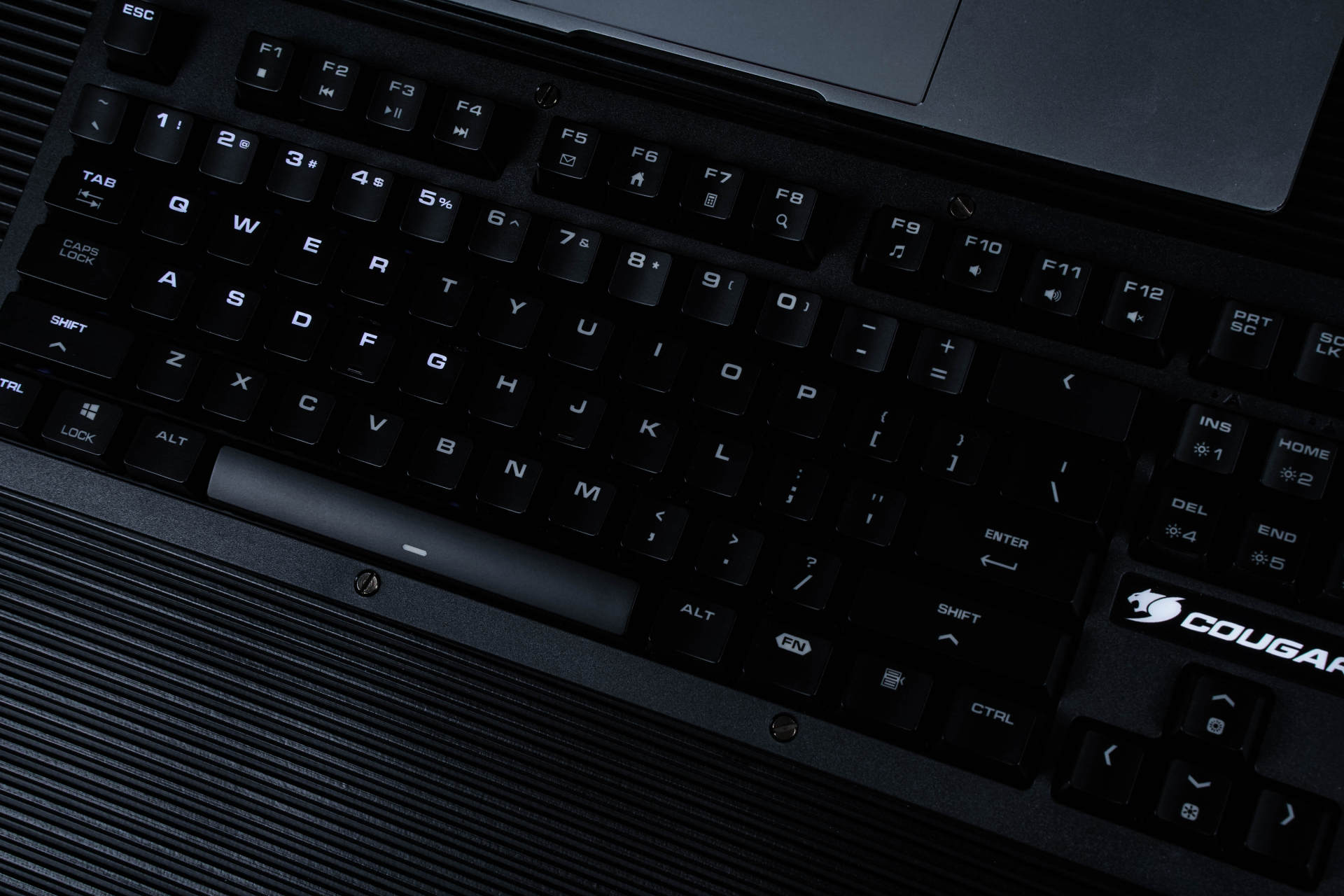 骨伽700k键盘,87键tk950朋克机械键盘