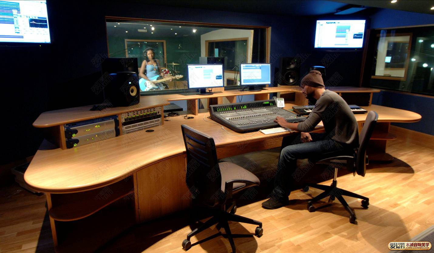 坚持与传承，续评全新一代天弦UE书架箱