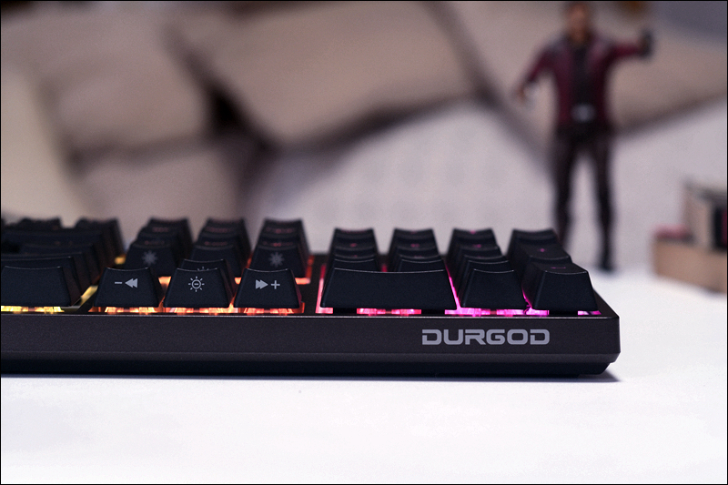 电脑键盘灯光怎么开,灯光才是键盘的关键