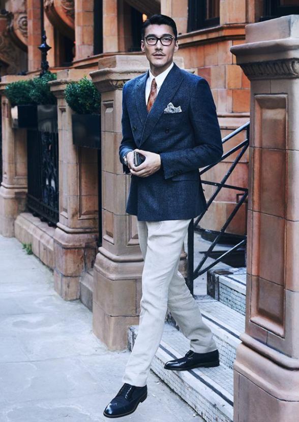 他因太帅被称为中国首席男模,他是中国第一男模