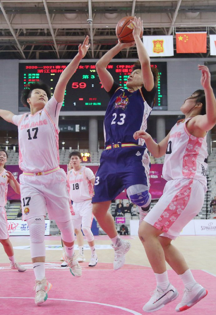 八一女篮教练展淑萍新闻发布会,新疆女篮展淑萍现在干什么