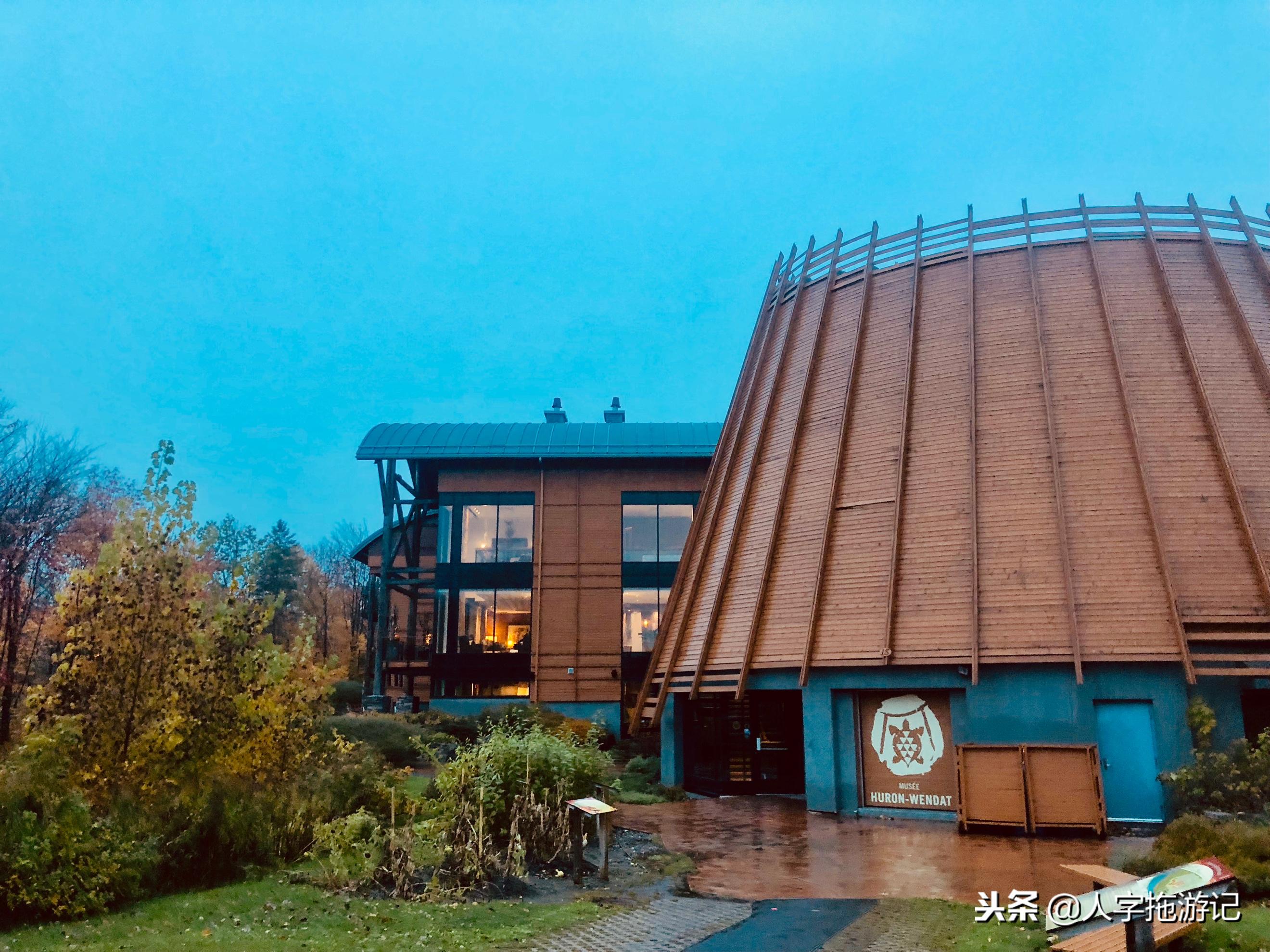 冬日极客,加拿大Wendake穿着狼爪去狼族