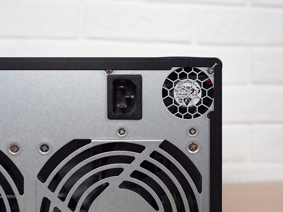 qnapts-453bmini鍐呭瓨鍗囩骇,qnapnas鎵╁睍鍐呭瓨