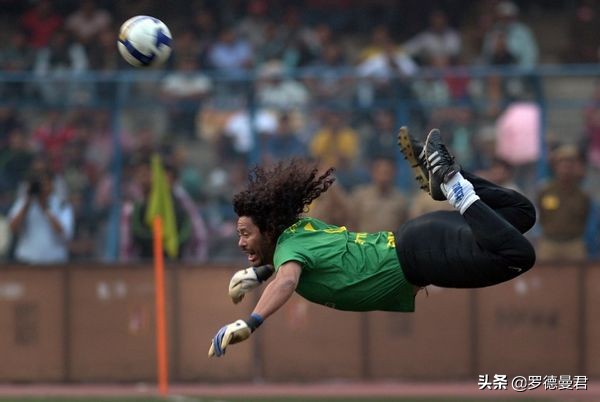 天下足球十大长发球星,世界十大长发明星