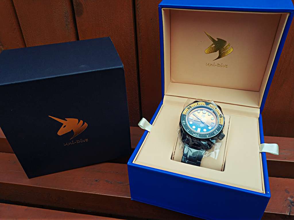 平价潜水表也别具一格：PROXIMA独角兽