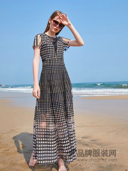 金蝶茜妮最新款,金蝶茜妮品牌女装受欢迎吗