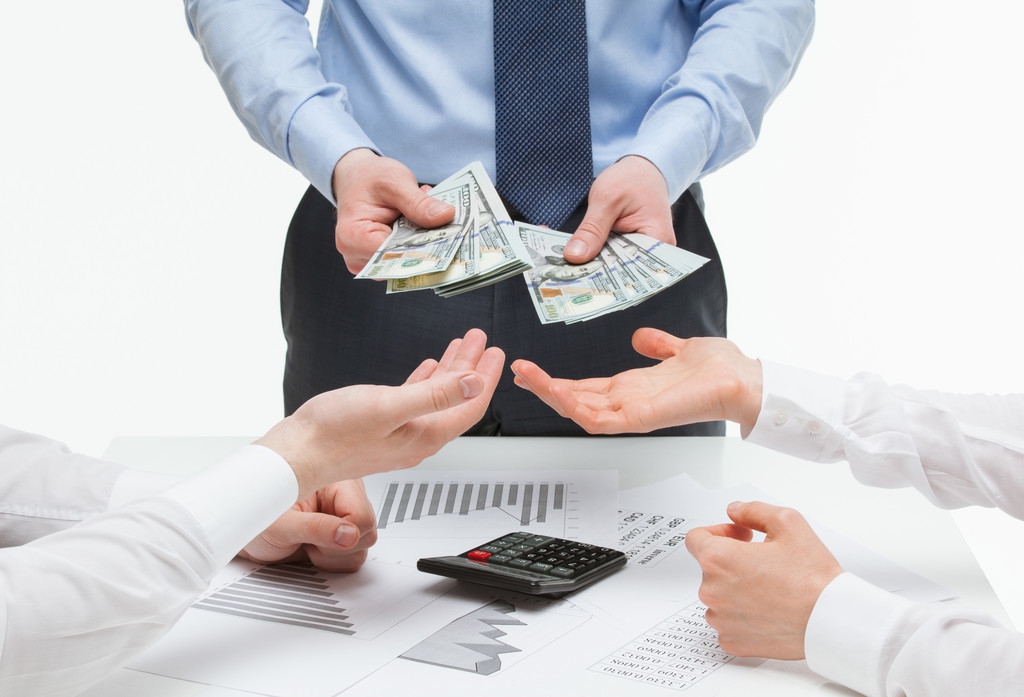 感觉工资发少了怎么问,觉得工资少怎么提