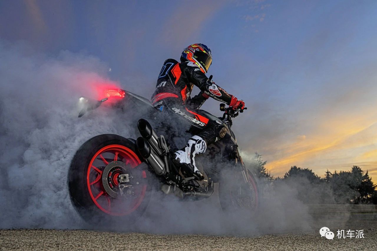 2017款杜卡迪monster821百公里加速,杜卡迪monster2022款什么时候上市