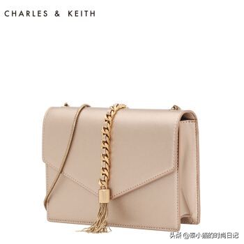 9款相见恨晚的超美小众品牌包包,让女人相见恨晚的几款包包