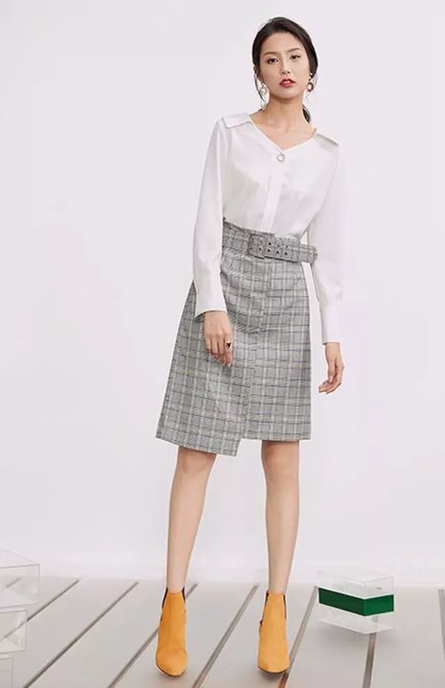 推荐又好看又不贵的裙子,休闲裙子秋冬洋气时髦裙子