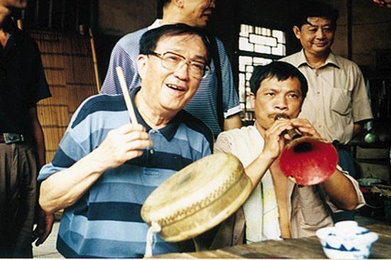 捧红姜文潘虹的谢晋，85岁去世被恶意*谤诽**，83岁遗孀见到人性之恶