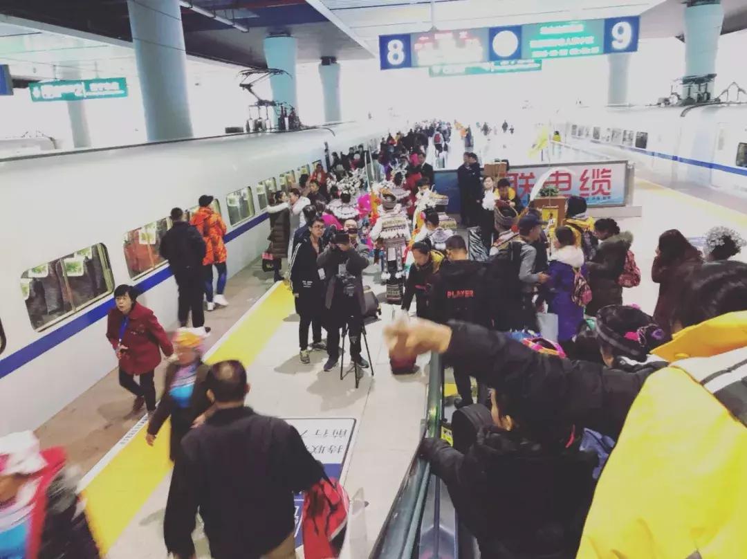 广西隆林县高铁2025年开通,热烈庆祝常德高铁开通