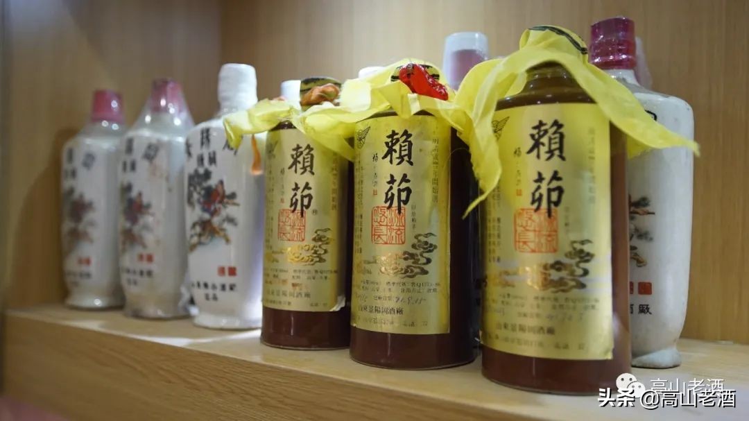 老酒发酸是什么原因,老酒有点变酸了还能喝吗