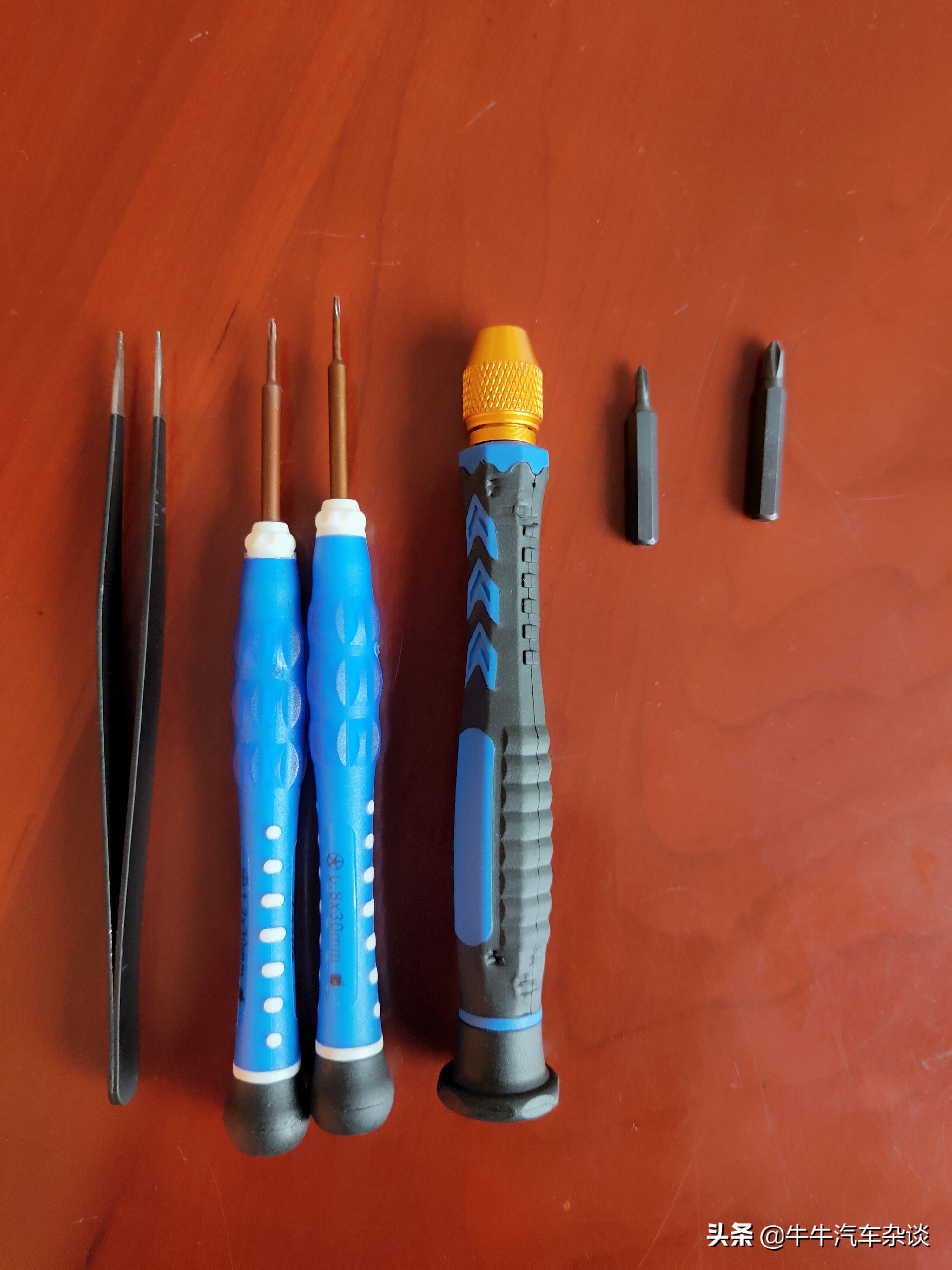 联想v320-14ikb更换硬盘,联想v310-15ikb拆机械硬盘