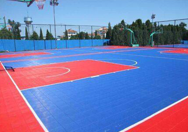 pvc锁扣地板真的有毒吗,pvc地板在室内有毒吗