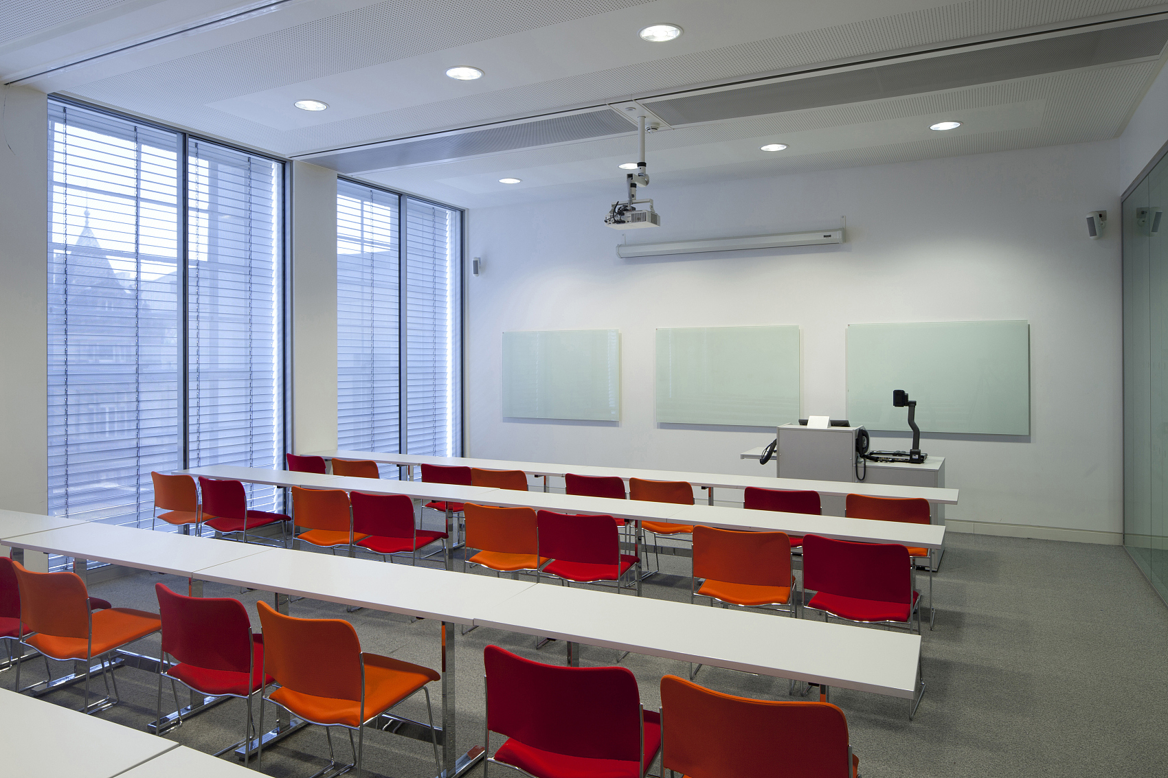 面试考官如何发问,面试时怎么问考官问题