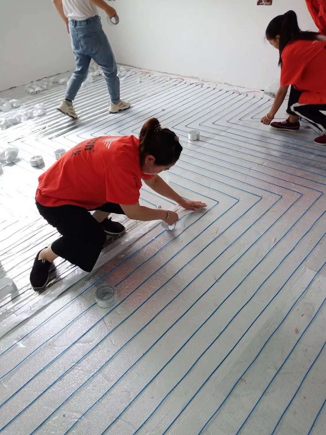 邯郸碳纤维电地暖多少钱,葫芦岛碳纤维电地暖价位