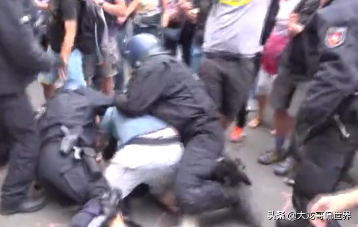 德国街头抗议者,德国警察打击骚乱