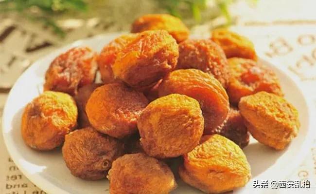 *疆新**十大特产，你都吃过吗？我最喜欢大枣了