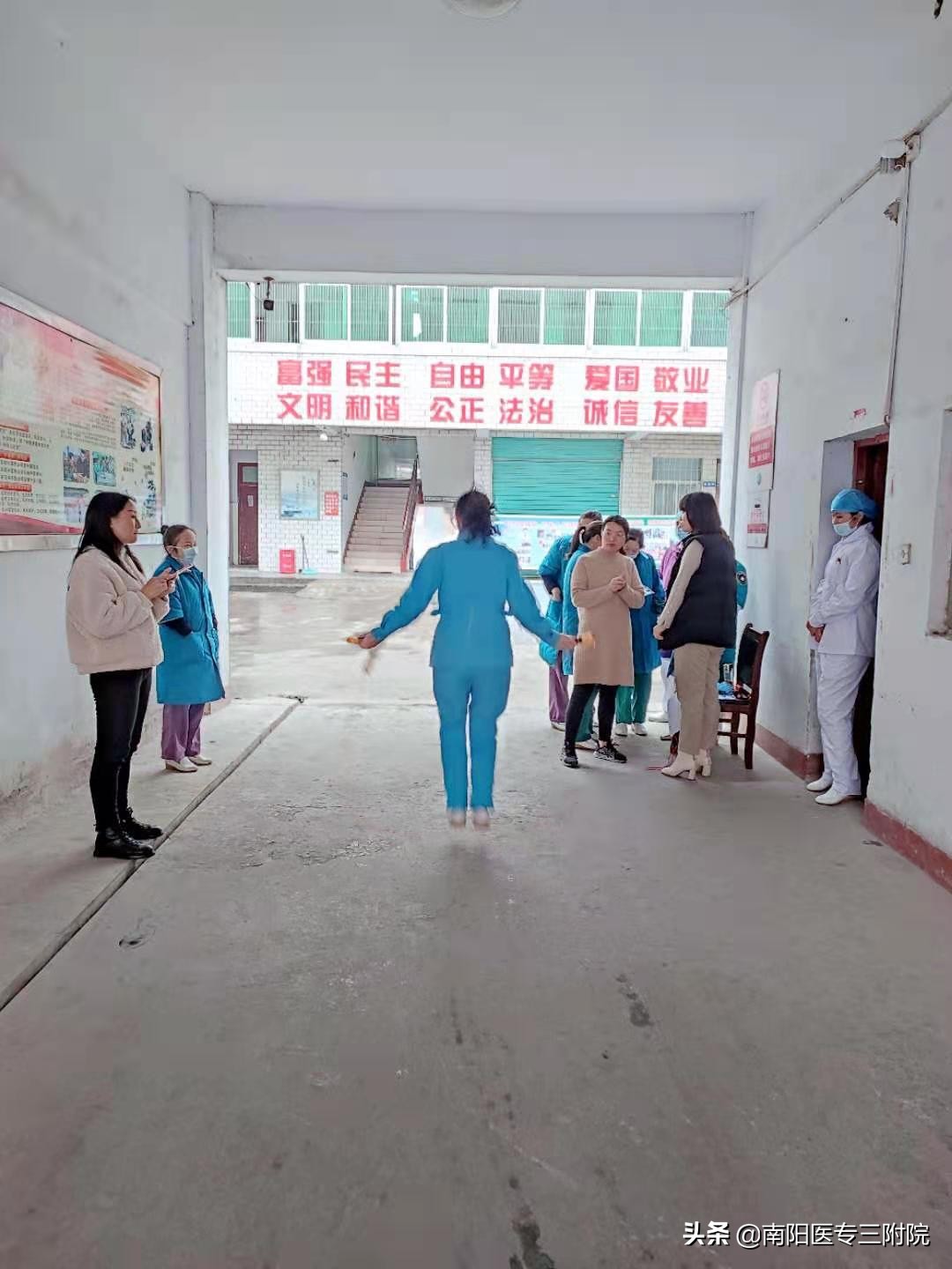 南阳医专运动会花样跳绳,南阳医专趣味运动会