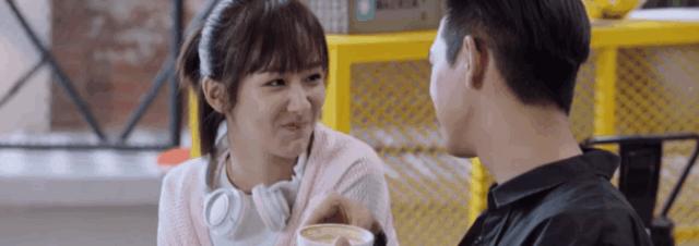 爱她就带她旅行,爱她就带她去火车站看海