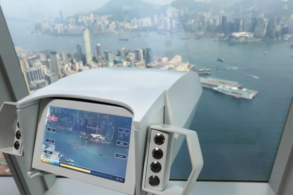 漫步香港街头感受港岛风景,逛整个香港要多长时间