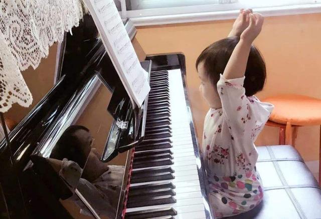 给孩子报兴趣班好处,如何选择给孩子报兴趣班